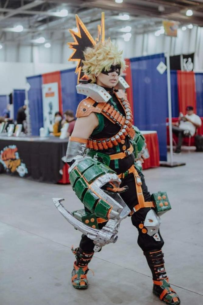 War Mahine Bakugou My Hero