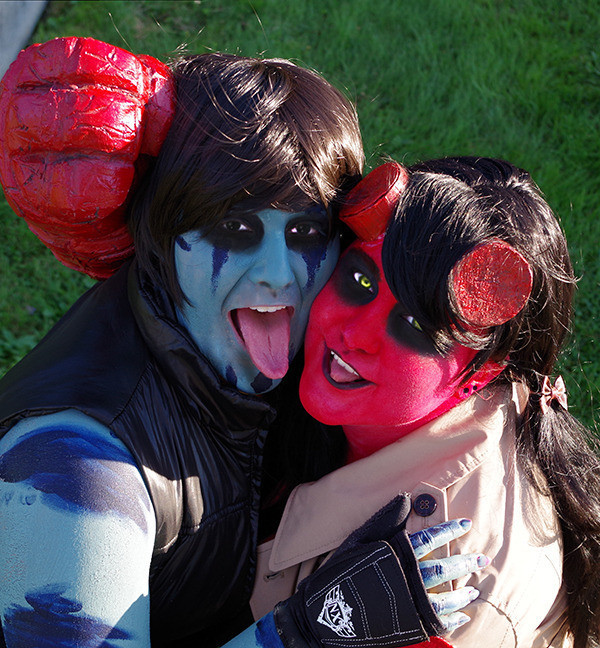 HellGirl and Babe Sapien