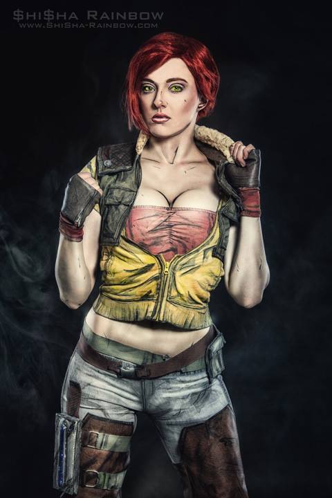 Lilith Cosplay