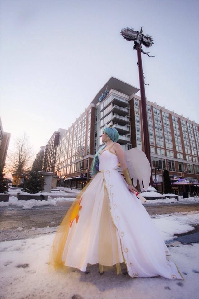 Princess Celestia Cosplay